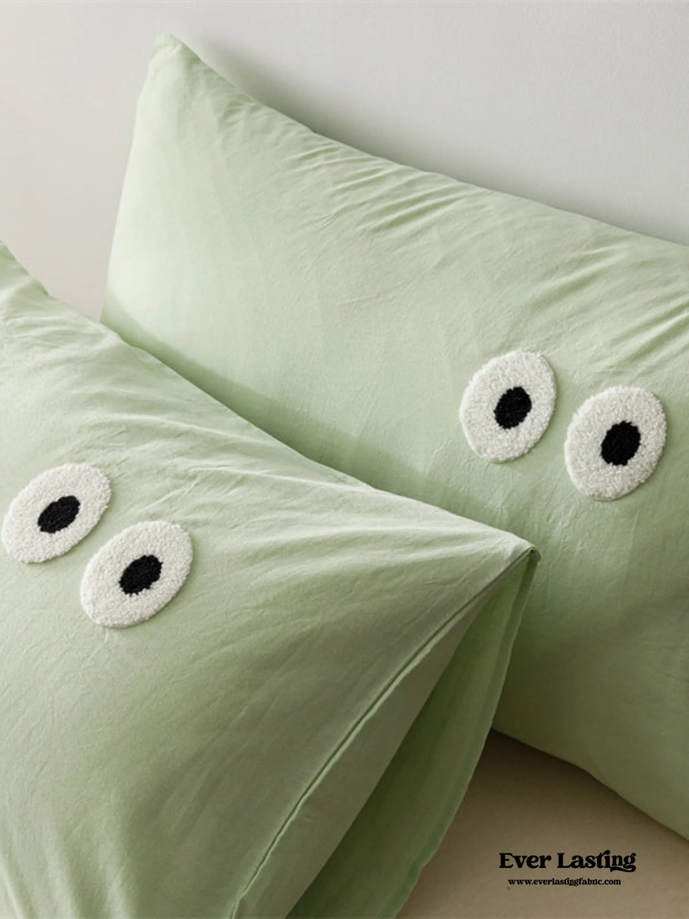 Googly Eyes Pillowcases (8 Colors)