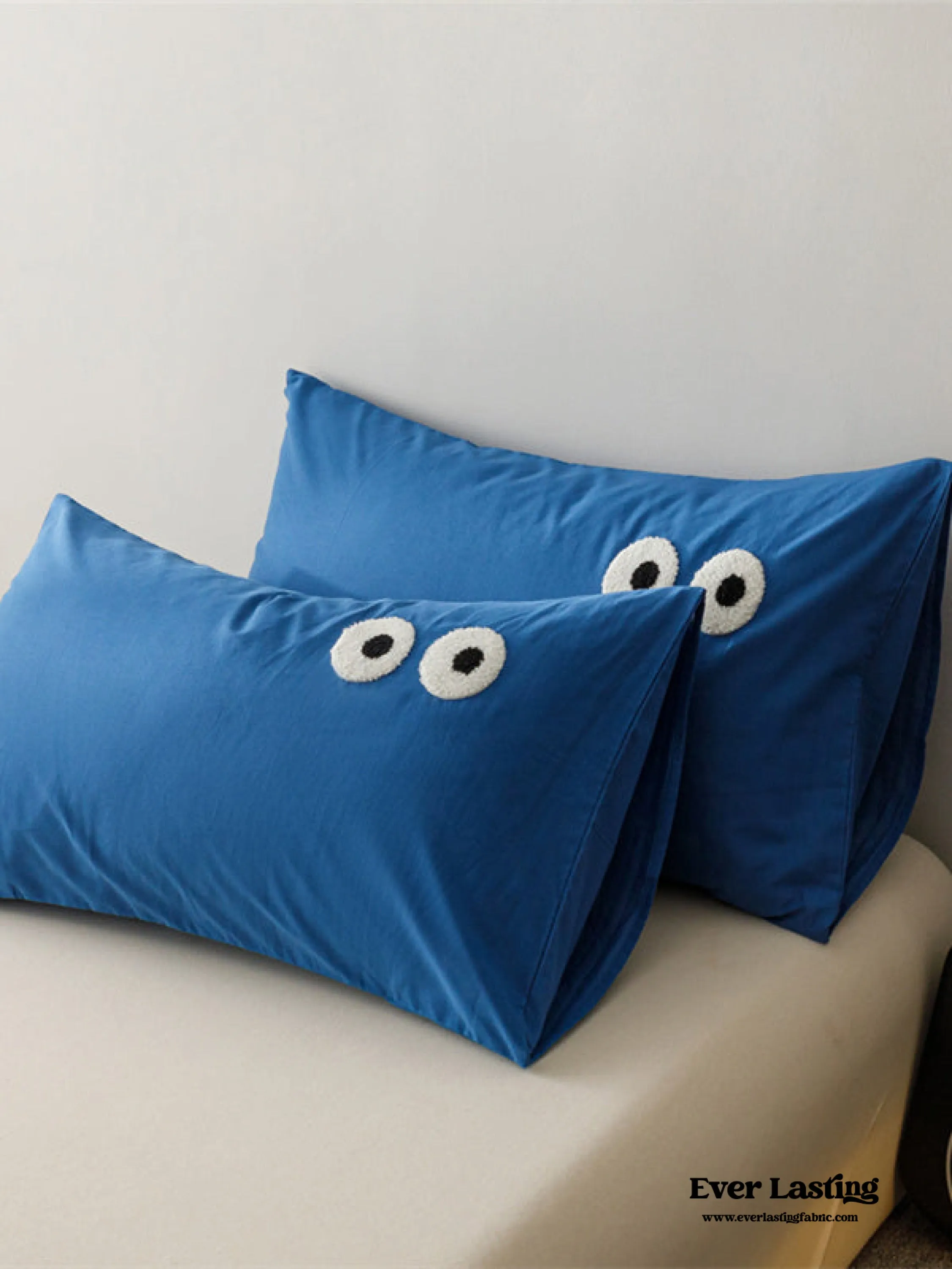 Googly Eyes Pillowcases (8 Colors)